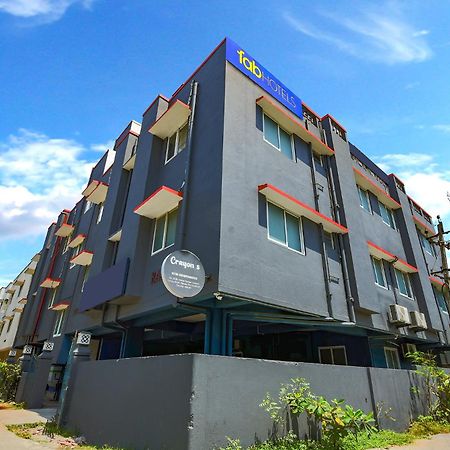FabHotel Sasti Inn Siruseri Esterno foto