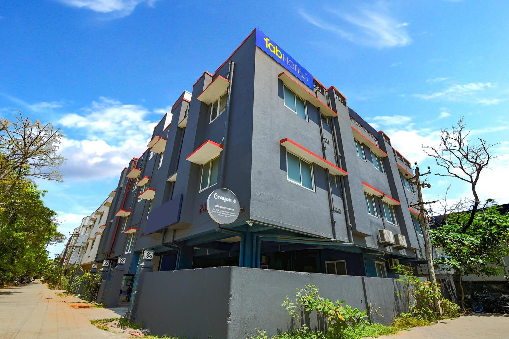 FabHotel Sasti Inn Siruseri Esterno foto